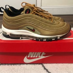 2017 gold metallic air max 97